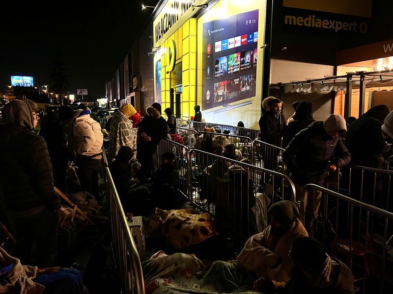 Польские геймеры ночевали на улице из-за видеокарт