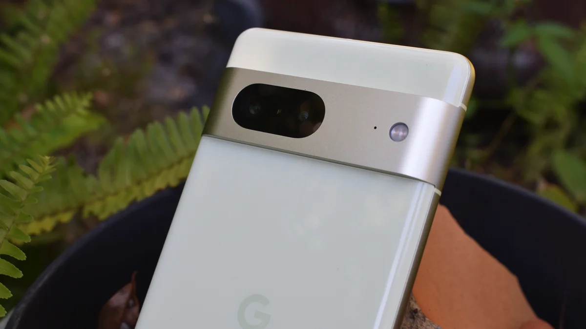 Google Pixel 7 Camera Swiftly Breaks into Top 10 DxOMark Labs