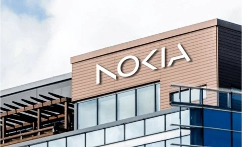 Nokia поменяла логотип в связи с переориентацией на другие сегменты рынка