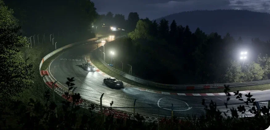 Вышло обновление для Forza Motorsport. Оно, помимо прочего, добавило легендарную трассу