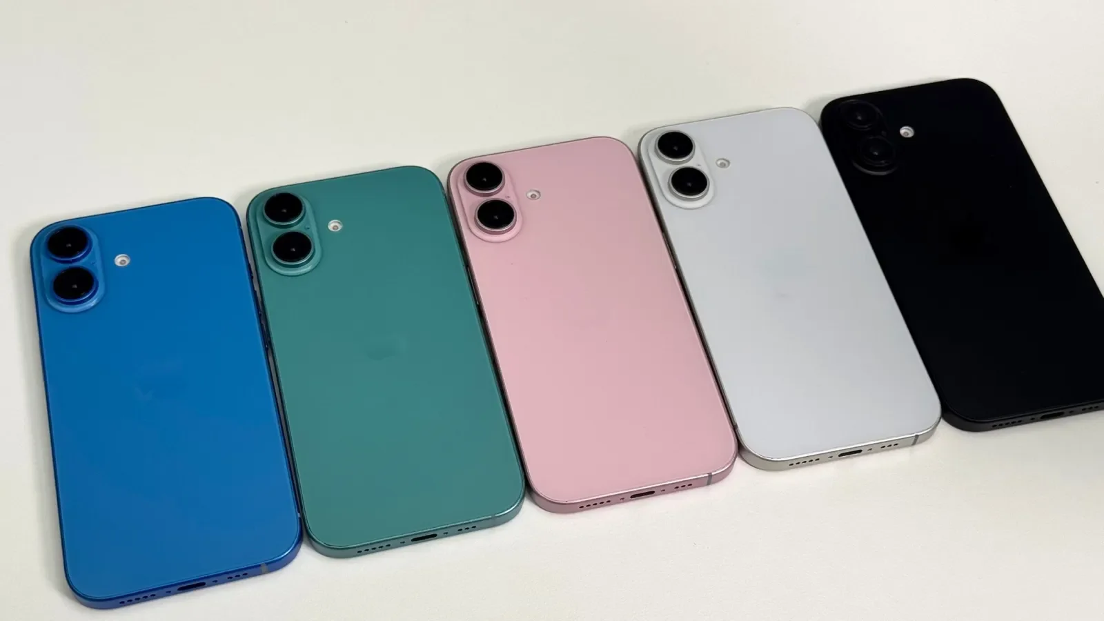 All color options for the iPhone 16 case were shown in real photos and videos