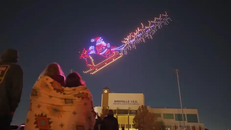 Light show involving 5,000 drones sets new world record