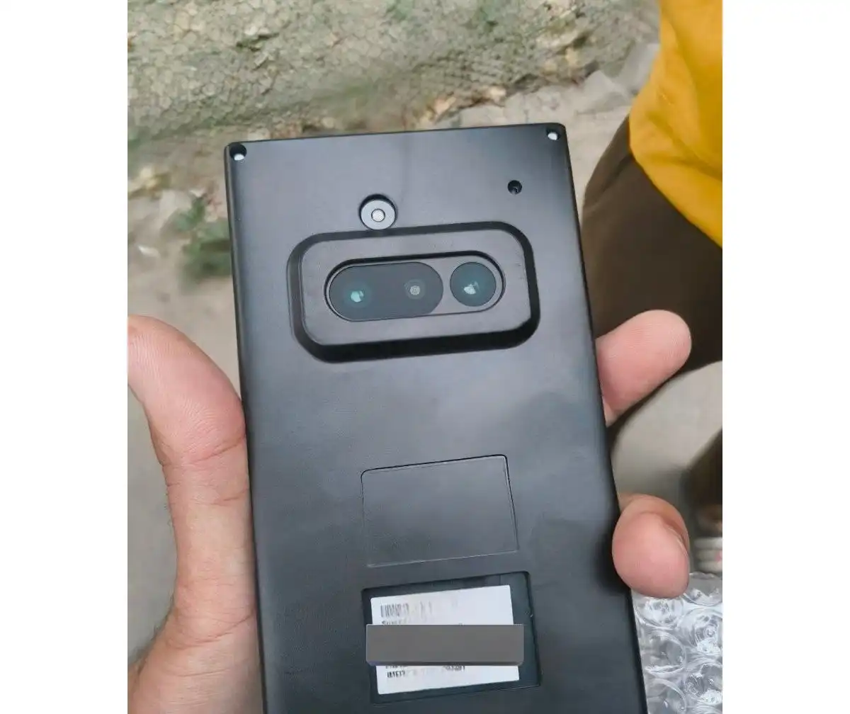 Nothing Phone (3a) Spotted in Real Photos — Smartphone to Get Triple Camera