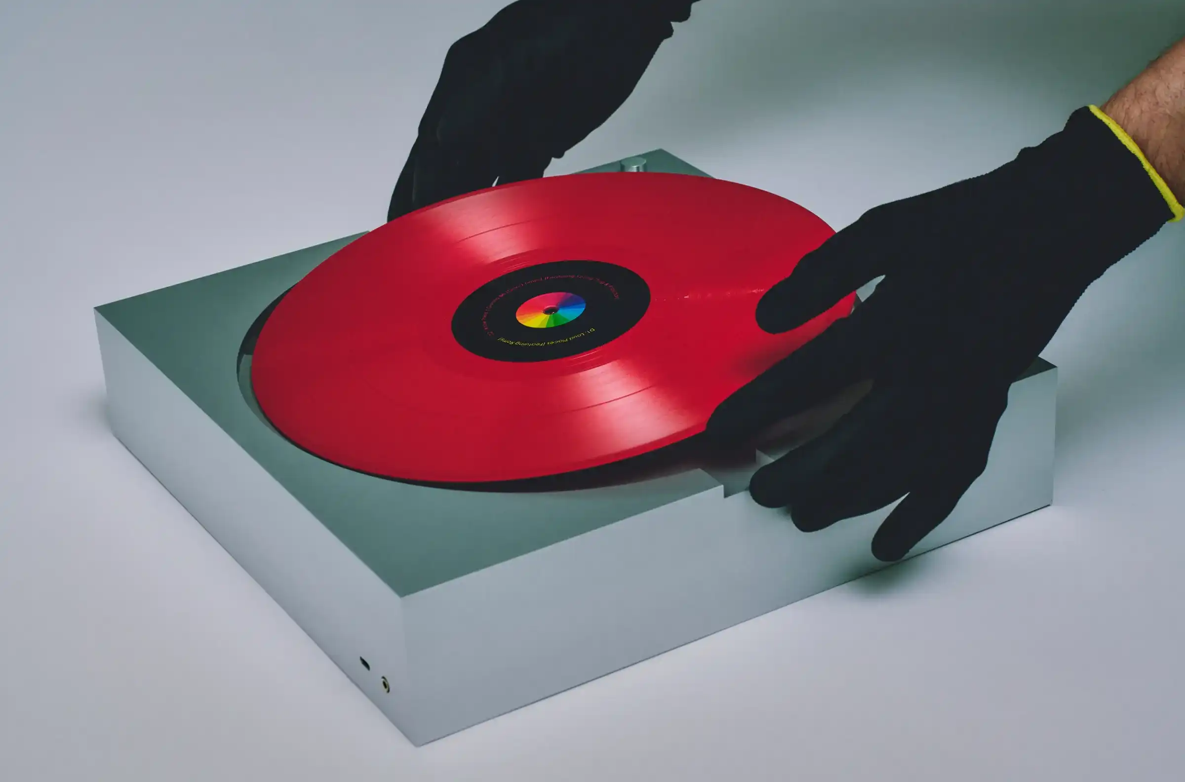 French brand unveils vinyl record player made from solid aluminum