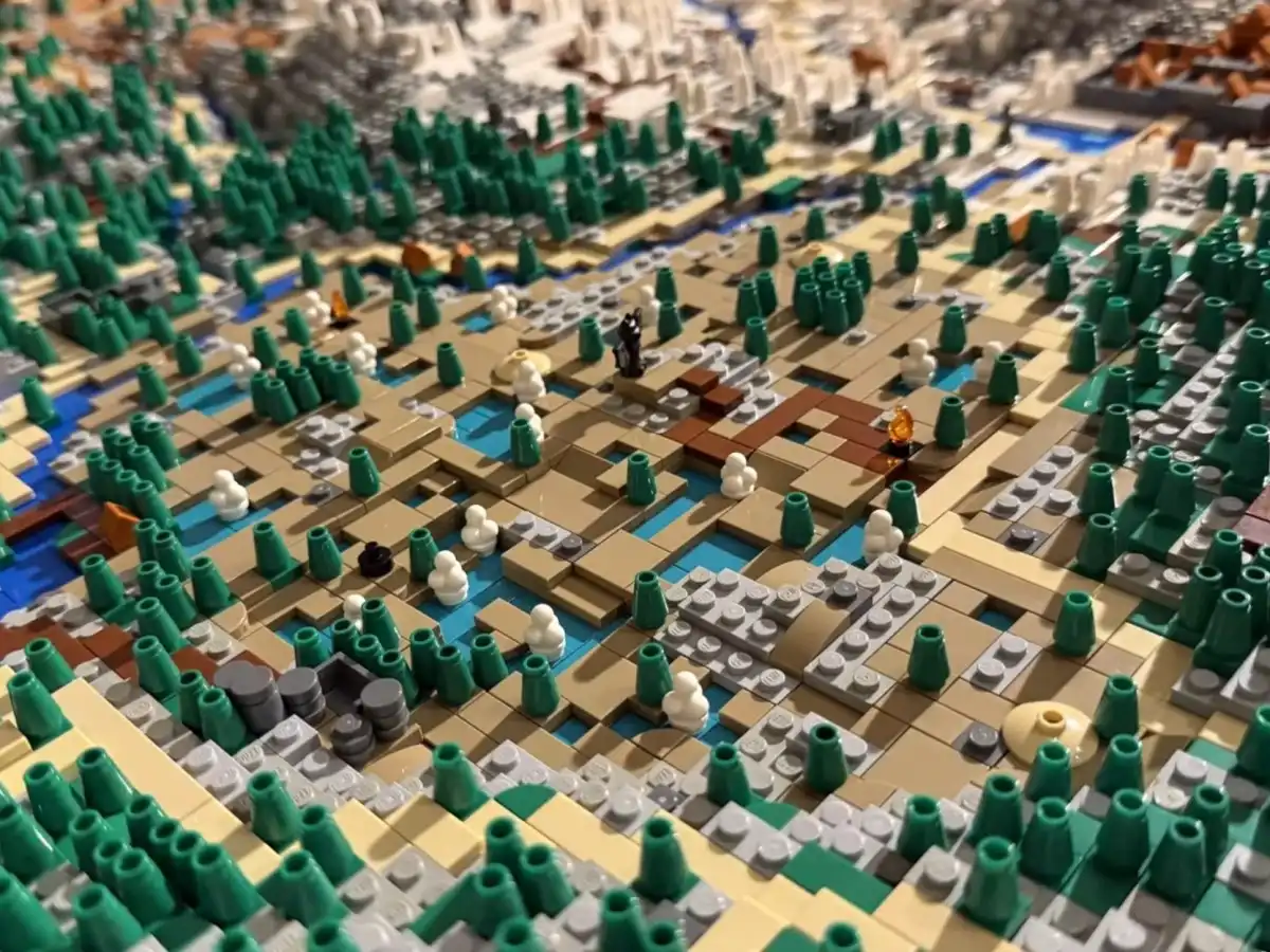 Skyrim Fan Recreates Game's Map Out of LEGO - Project Took Over Three Years